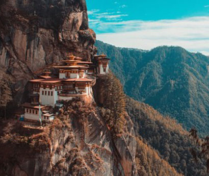 Bhutan: Travel Beyond the Ordinary