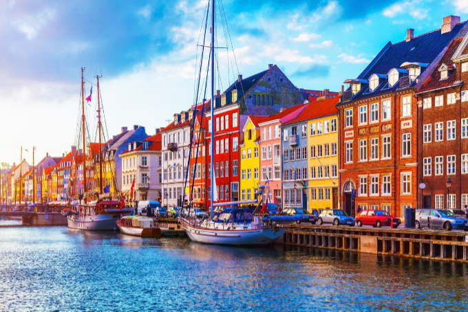 Scandinavian Airlines (SAS - the national airline of Denmark, Sweden, and Norway) resumes services to India after 17 years