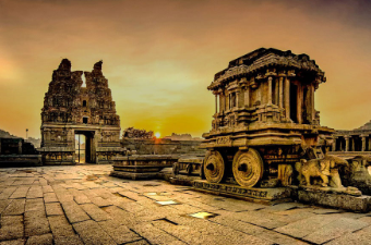 Discovering Hampi’s Historic Treasures and Royal Legends